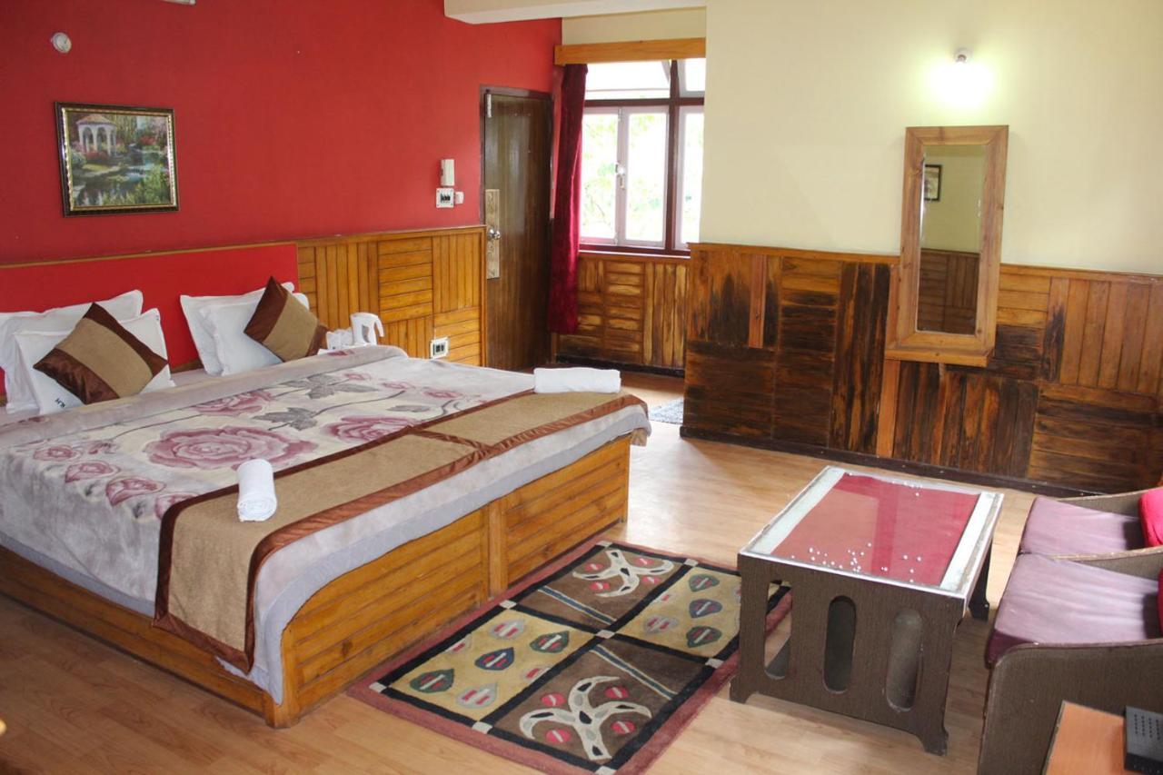 Norling Retreat Hotel Pelling Kültér fotó